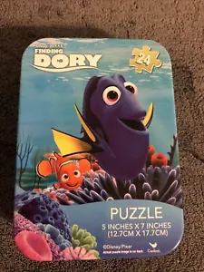 NUEVO Rompecabezas Disney Pixar "Buscando a Dory" ~Estaño~ 24 Piezas Dory y Nemo - Imagen 1 de 2