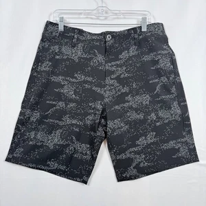 Under Armour Mens UA Golf Printed Short Black Gray Camo Size 34 NWT - Picture 1 of 14