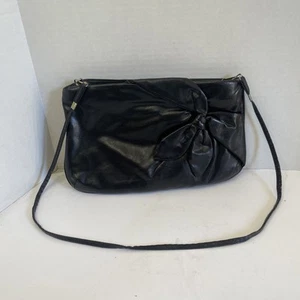 "Cartera bandolera vintage de vinilo negra de los años 80 con arco Taiwán 12""" - Imagen 1 de 10