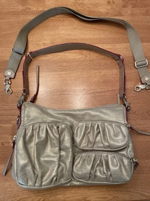 Bolso Hobo MZ Wallace Coco Metálico Esmaltado Lino Dorado Hombro o Bandolera Usado en Excelente Condición Foto 1 de 4