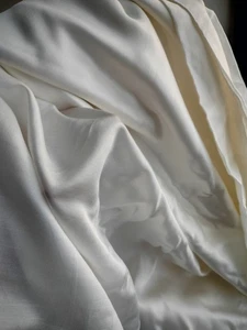 white Silk-Cotton Satin Fabric for lining - Picture 1 of 6