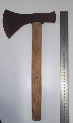 Ancienne Hachette - Outil Forestier / Charpentier - Art Populaire - Hache Bois - Photo 1/4