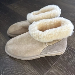 VINTAGE Made By Australia UGG Sheepskin M 6 W 8 - Picture 1 of 8