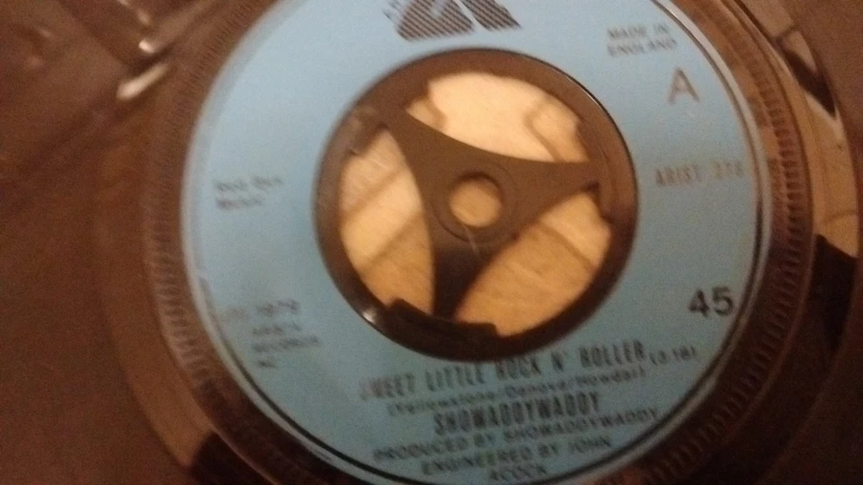 SHOWADDYWADDY SWEET LITTLE ROCK N ROLLER 1979 UK ARISTA 7" 45 ARIST 278 - Image 1 of 1