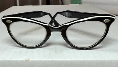 Gafas de gato Pop vintage - marco de plástico blanco y negro con flores Foto 1 de 4