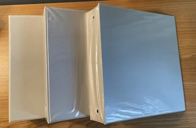 PRE-OWNED SCHOOL BINDERS 3 WHITE BINDERS - Image 1 of 4