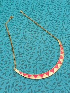 Modern Colourful Gold Tone & Neon Pink Pattern Crescent Moon Bib Chain Necklace - Picture 1 of 12