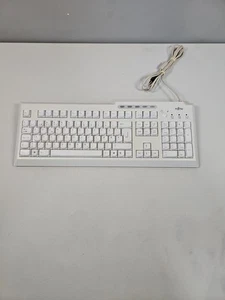 Fujitsu KBPC-PX Eco USB Keyboard White Great Condition - Picture 1 of 8
