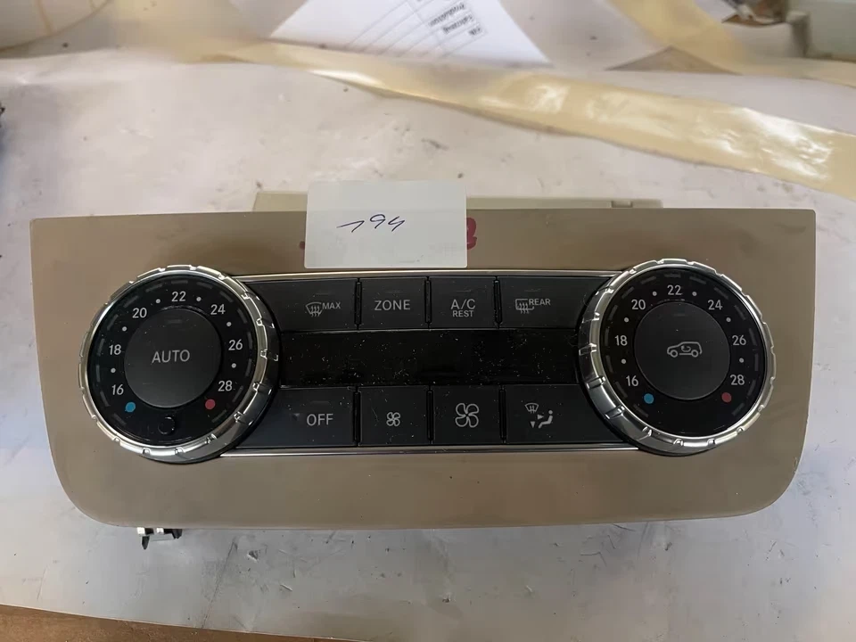 Mercedes GLE Kimabedienteil A1669006908 - Image 1 of 1