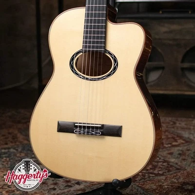 Guitarra clásica Eastman Cabaret-JB John Buscarino con estuche rígido Foto 1 de 4