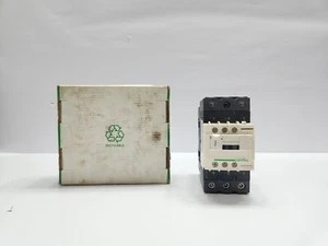 CONTACTOR DE 3 POLOS SCHNEIDER ELECTRIC TELEMECANIQUE LC1D65AF7 LC1D65A - Imagen 1 de 13