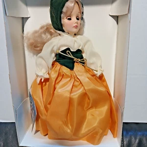 Vintage Effanbee Doll, 1190 Sleeping Beauty. - Picture 1 of 6