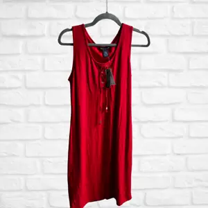 Chelsea & Theodore Red Lace-Up Dress, Medium, NWT, Trendy Women's Fashion - Picture 1 of 7