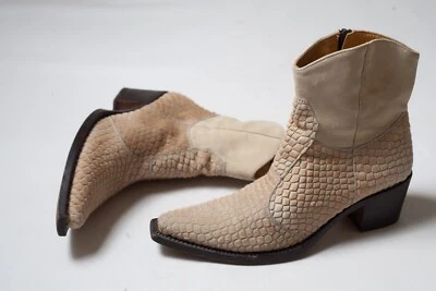 Botas ocidentais femininas GIANNI BARBATO couro bege tamanho UE 38 1/2 / EUA 8.5  - Imagem 1 de 4