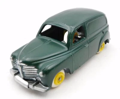 Cij Renault Colorale 800 Kgs Green Diecast Car 1:43 Ref. 3/44 - Image 1 of 4