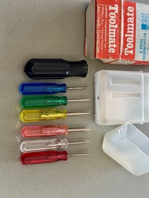 Vintage 8 In 1 all purpose Tool mate screwdriver set in case - Image 1 of 4
