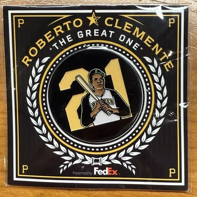 Roberto Clemente Pittsburgh Pirates SGA Commerative Pin 9/15/25, new MLB  - Image 1 of 3
