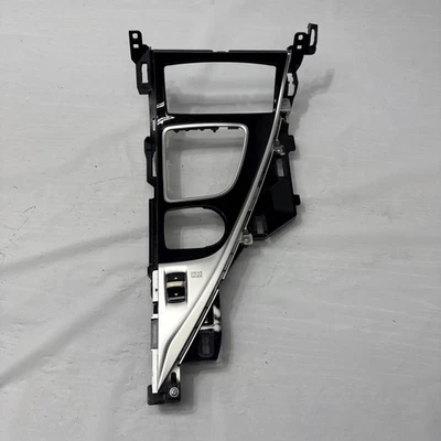 Infiniti Q60 2016-2022 OEM consola central moldura de cambio  Foto 1 de 4