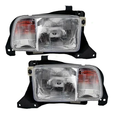 For 1999-2004 Chevy Tracker Headlight Pair Foto 1 de 4