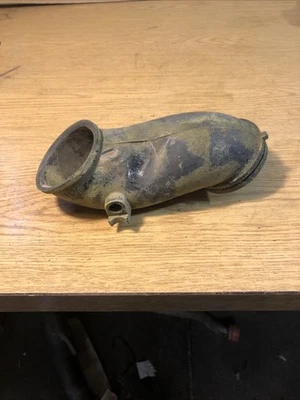 1987-04 YAMAHA YFM350X WARRIOR AIR BOX BOOT    1UY-14437-02-00 - Image 1 of 4