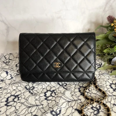 Bolso de Hombro Chanel Cartera con Cadena WOC Piel de Caviar Cuero Matelasse *Rango AB* Foto 1 de 4