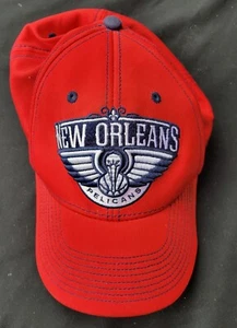 adidas NBA New Orleans Pelicans Basketball Super Flex-Fit Red Hat Cap S/M - Picture 1 of 11