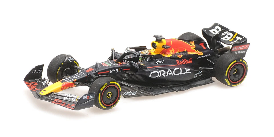 Minichamps Red Bull RB18 Verstappen World Champion 2022 Mexican 1/43 417222001