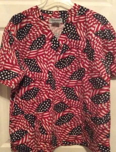 Red White & Blue Scrub Top 4th Of July American Flags Size S - Picture 1 of 2