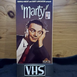 Marty (VHS, 1989, Vintage Classics) * Buy 2 Get 1 Free - Bundle Shipping - Imagen 1 de 2
