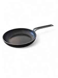 Padella in ferro da 8" - Padella in ferro massello fatta a mano, campeggio, barbecue - Foto 1 di 2