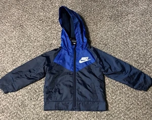 Nike Kleinkind Junge Größe XS Farbe Navy Blau Jacke Neu mit Etikett - Bild 1 von 11