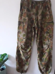 Army Cargo Pants Mens Camo Size W32 Tactical Combat Vintage Australian - Picture 1 of 19