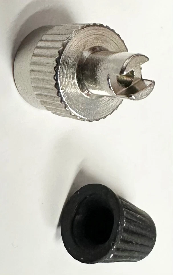 Tapa válvula neumático Saab vintage Saab 900 1986-1993 Foto 1 de 2