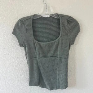 Lush Gray Round Neck Fitted Top Womens S - Picture 1 of 6