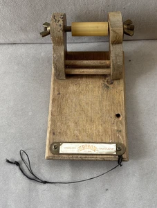 Calculadora inalámbrica Edison vintage bloc de notas de escritorio de madera 8 x 5 x 4" de escritorio vintage - Imagen 1 de 4