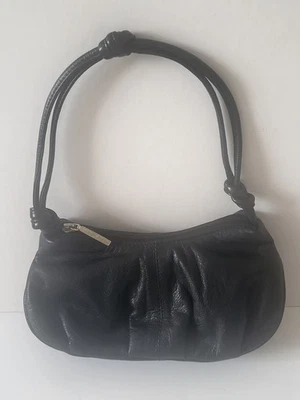 *SUZY SMITH SMALL BLACK LEATHER HANDBAG * NEW WITHOUT TAGS* - Image 1 of 4
