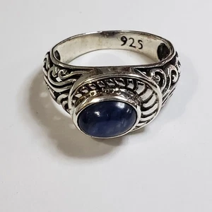Size 6 Blue Oval Kyanite set in Sterling Silver Ring - Picture 1 of 1