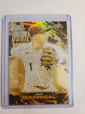 2021 Topps Fire - Rookie Ignition Nick Madrigal #RI-10 Gold Minted (RC) - Image 1 of 2