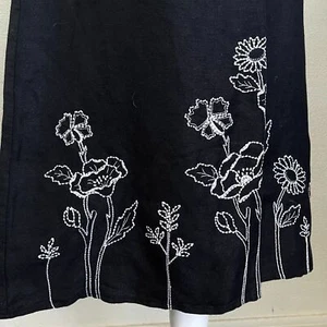 Mary McFadden Collection Floral Embroidered Linen Skirt - Picture 1 of 4