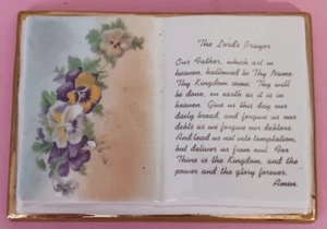 Libro aperto ceramica vintage "La preghiera del Signore" Pansies tavolo/appeso bordo oro - Foto 1 di 7