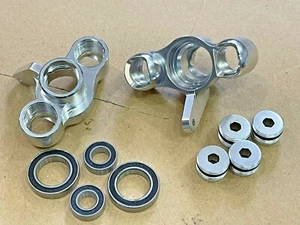 Portadores de bloques de dirección delanteros de aluminio con rodamiento Arrma Typhon MOJAVE 6s plateado - Imagen 1 de 3