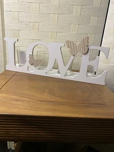 LOVE Wooden Shabby Chic Tealight Holder Wooden Home Decor - Picture 1 of 2