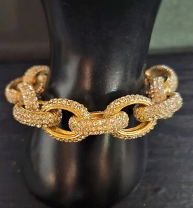 Chuncky Gold Tone Rhinestone Pave Bracelet - Imagen 1 de 6