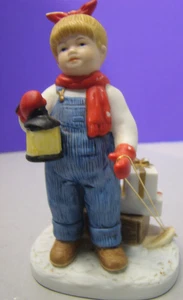 Figura Denim Days Homco Holiday Sled 1528 Navidad Regalos Niña 1985 - Imagen 1 de 20