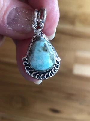 Colgante Artisano Southwest Gordito Azul Cielo Larimar Gota 1" Foto 1 de 4
