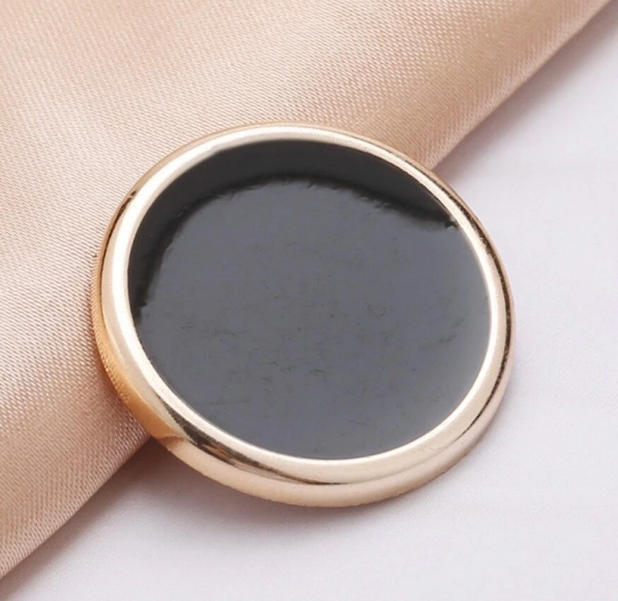 SNAP IN BUTTON CHARM FITS GINGER SNAPS STYLE JEWELRY BLACK RESIN GOLD #77 - Image 1 of 1