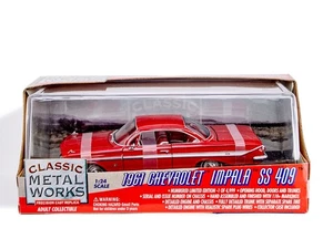 Classic Metal Works #10107 1961 CHEVROLET IMPALA SS 409 1:24 ROMAN RED NEW CA7 - Picture 1 of 13