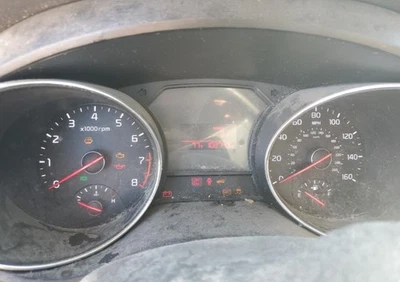 Grupo de velocímetro Sedona 2015-2016 OE calibre 102 k millas Kia Foto 1 de 4