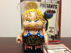 Sammy Smackdown SERIE CHASER 3" Vinylmation Extreme Wrestlers Series  - Imagen 1 de 1