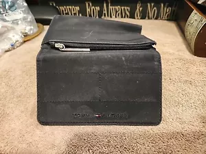 Tommy Hilfiger Tri Fold Wallet with 4 PaneMultiple Compartments (A138) - Picture 1 of 12